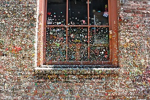 Gum wall