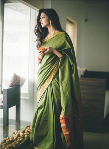 Paavi neeyadi