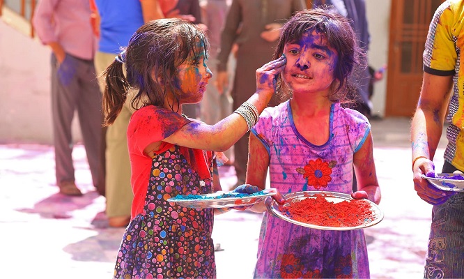 Holi