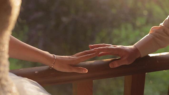 hands
