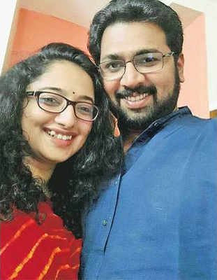 Sabarinathan - Divya Sabarinathan - Divya