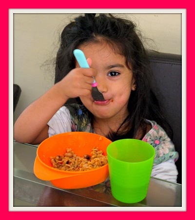 Kids eating Kids eating