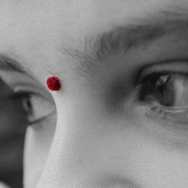 Pottu vaitha oru vatta nila Pottu vaitha oru vatta nila
