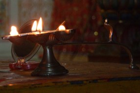 Aarti Aarti